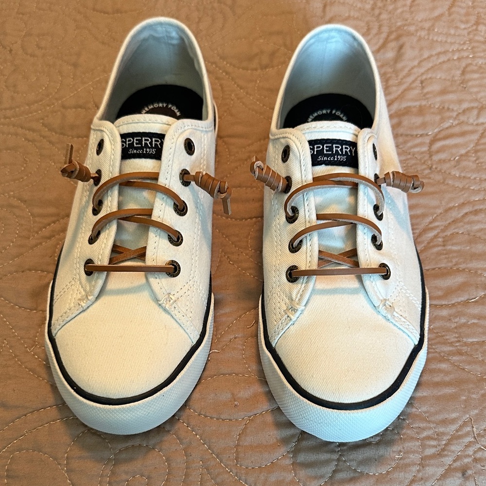 Sperry Woman’s White Canvas Shoes